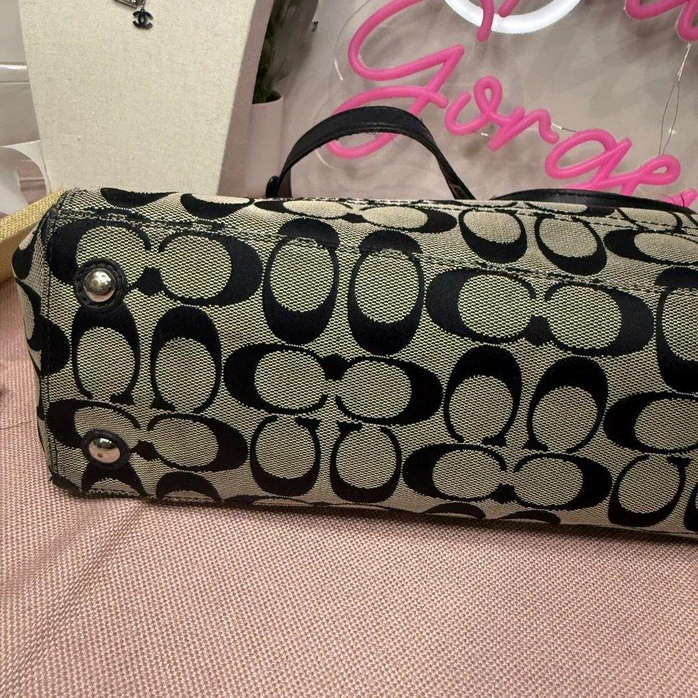 Coach vintage Black and gray Signature Tote Bag. Free gift with purchase